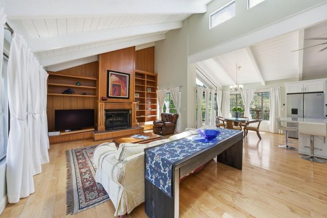 701 Day Valley Road, Aptos, CA 95003