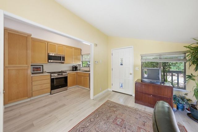 701 Day Valley Road, Aptos, CA 95003