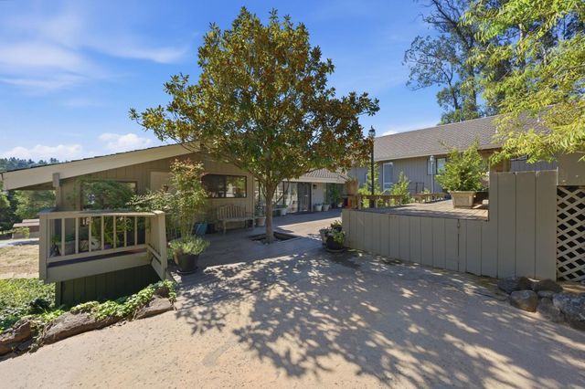 701 Day Valley Road, Aptos, CA 95003