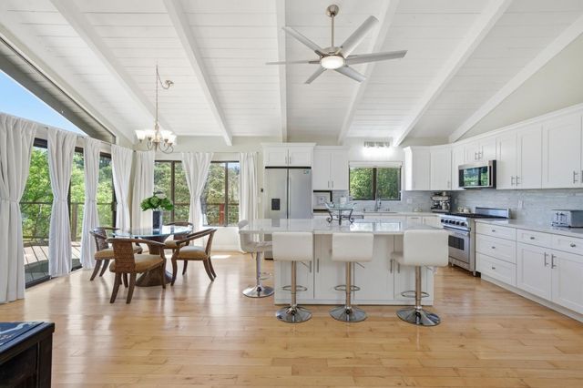 701 Day Valley Road, Aptos, CA 95003