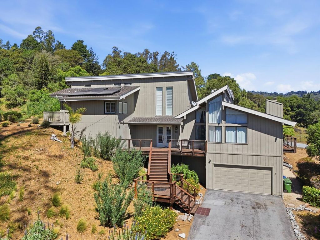701 Day Valley Road, Aptos, CA 95003