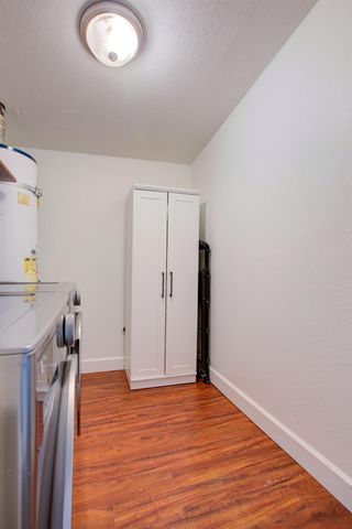 2468 6th St, Hughson, CA 95326