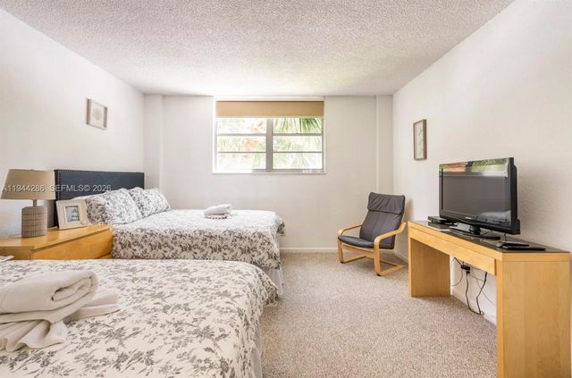 19370 Collins Ave 207, Sunny Isles Beach, FL 33160