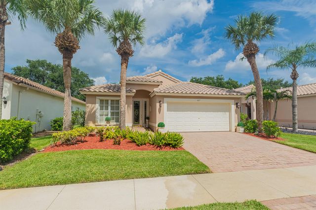 627 NW Whitfield Way, Port St. Lucie, FL 34986