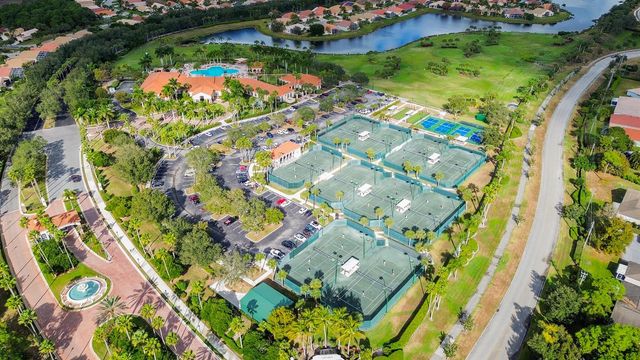 627 NW Whitfield Way, Port St. Lucie, FL 34986
