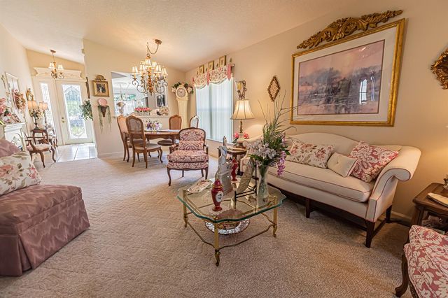 627 NW Whitfield Way, Port St. Lucie, FL 34986