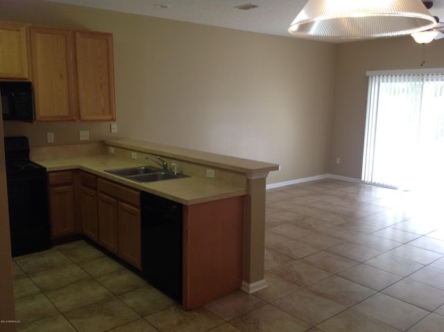8584 TOWER FALLS Drive, Jacksonville, FL 32244