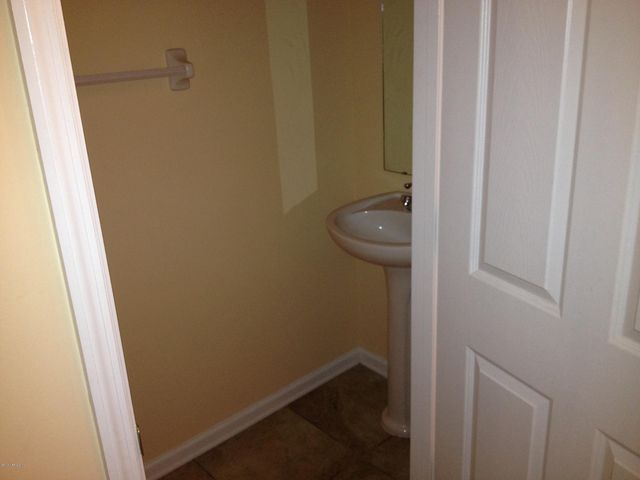 8584 TOWER FALLS Drive, Jacksonville, FL 32244
