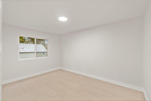 3937 28th St, Sacramento, CA 95820