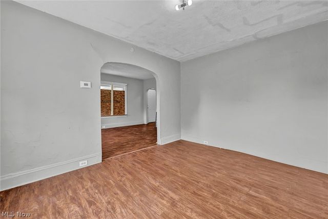 1011 East 140, Cleveland, OH 44110