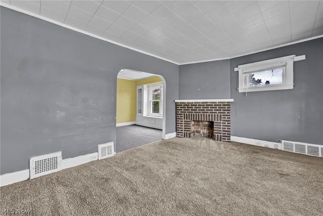 1011 East 140, Cleveland, OH 44110