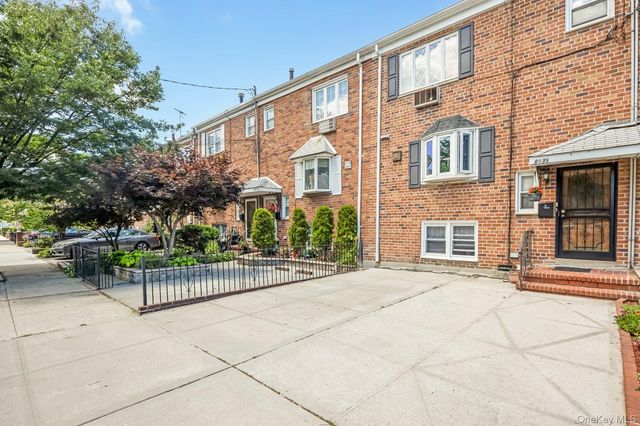 69-35 61st Road, Middle Village, NY 11379