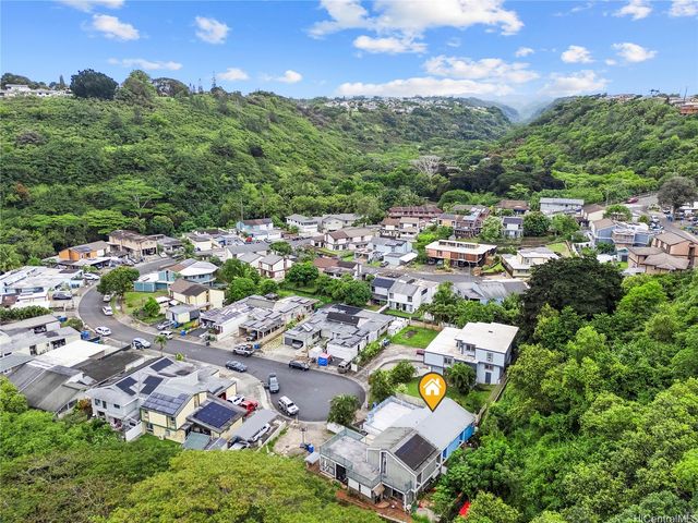1865 Lanikeha Place A, Pearl City, HI 96782