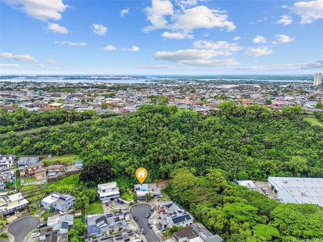 1865 Lanikeha Place A, Pearl City, HI 96782