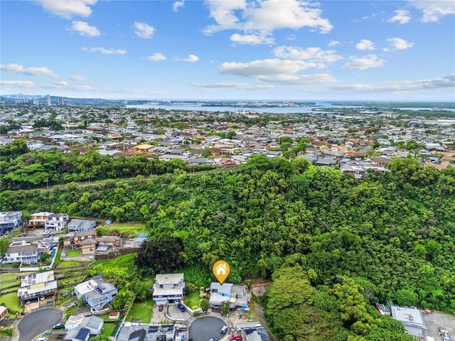 1865 Lanikeha Place A, Pearl City, HI 96782