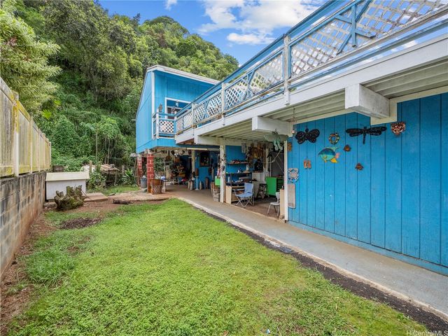 1865 Lanikeha Place A, Pearl City, HI 96782