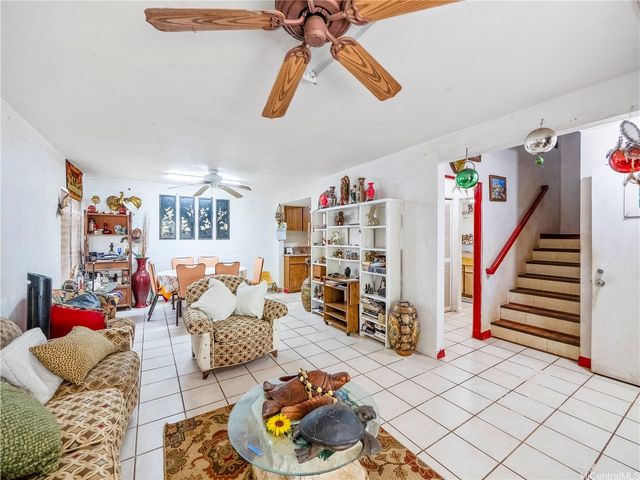1865 Lanikeha Place A, Pearl City, HI 96782
