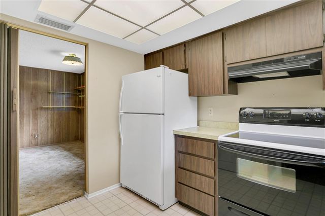 820 AMBASSADOR LOOP, Tampa, FL 33613