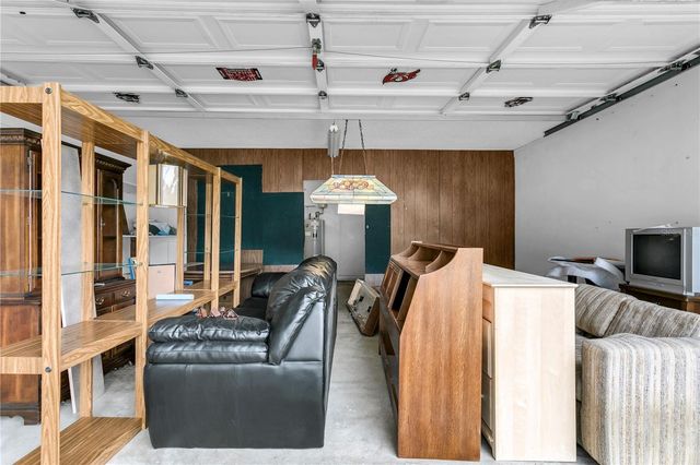 820 AMBASSADOR LOOP, Tampa, FL 33613