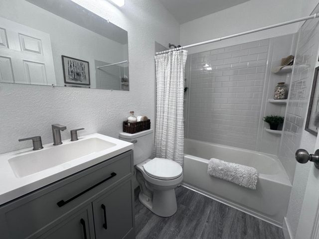 8400 Juglans Dr, Orangevale, CA 95662