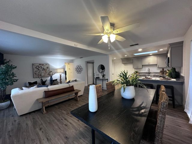 8400 Juglans Dr, Orangevale, CA 95662