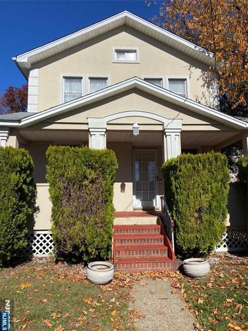 49 Carnation Street, Bergenfield, NJ 07621