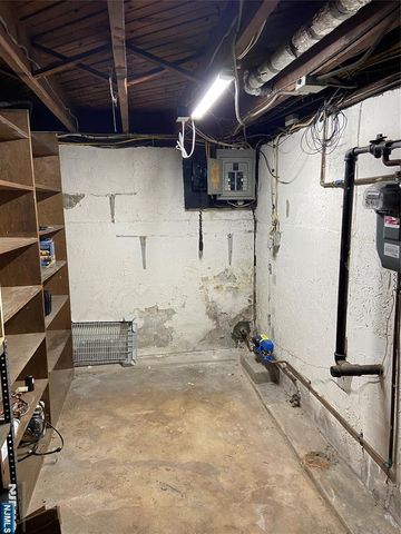 49 Carnation Street, Bergenfield, NJ 07621