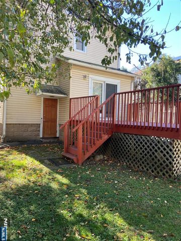 49 Carnation Street, Bergenfield, NJ 07621