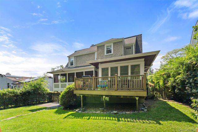 32 S Calumet Avenue, Hastings-on-hudson, NY 10706