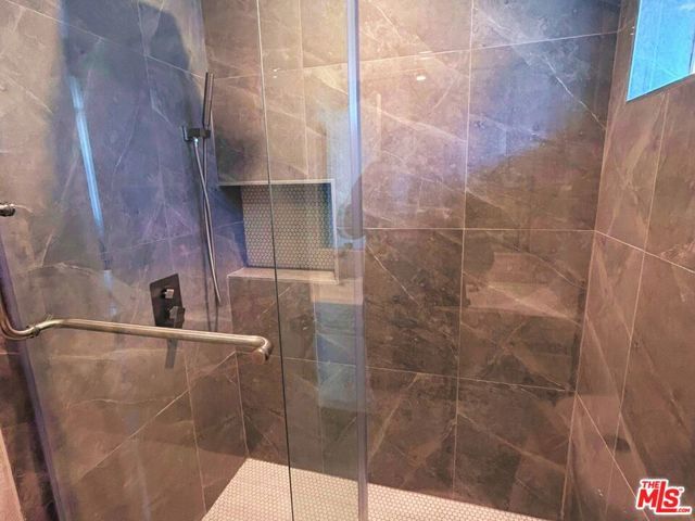 1109 N Chester Avenue, Inglewood, CA 90302