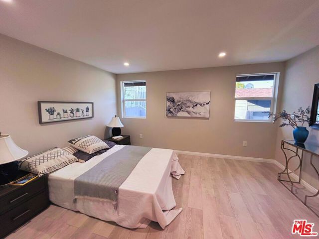 1109 N Chester Avenue, Inglewood, CA 90302