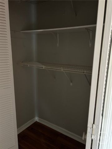 1303 Wilmington Island Road, Savannah, GA 31410