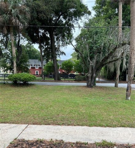 1303 Wilmington Island Road, Savannah, GA 31410