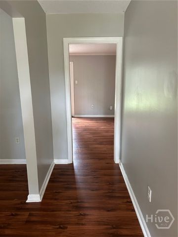 1303 Wilmington Island Road, Savannah, GA 31410