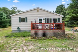 277 E Baker Street, Twin Lake, MI 49457