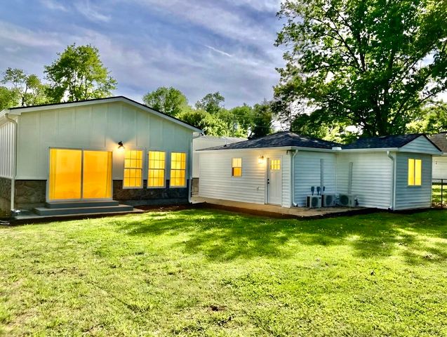 520 Eastview Cir, Franklin, TN 37064