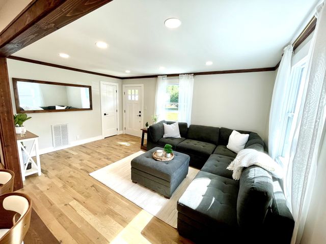 520 Eastview Cir, Franklin, TN 37064