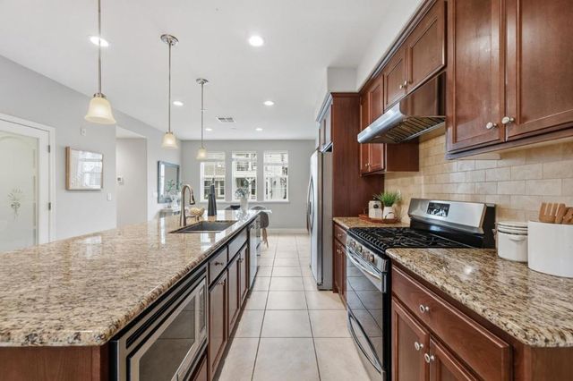 316 Wild Rose Way, Milpitas, CA 95035