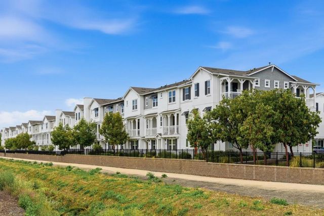 316 Wild Rose Way, Milpitas, CA 95035
