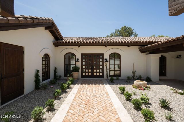 8306 N MERION Way, Paradise Valley, AZ 85253