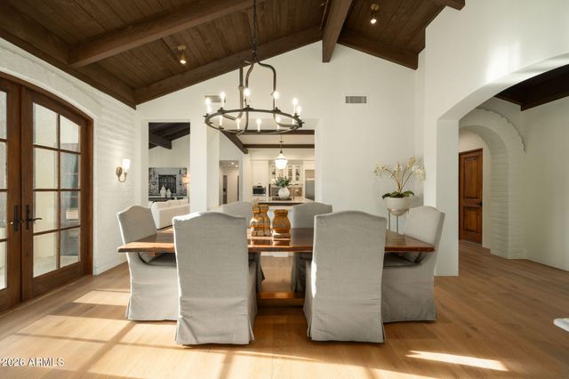 8306 N MERION Way, Paradise Valley, AZ 85253