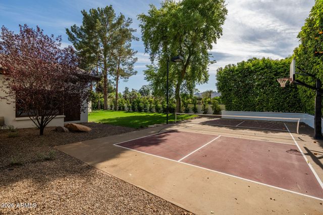 8306 N MERION Way, Paradise Valley, AZ 85253