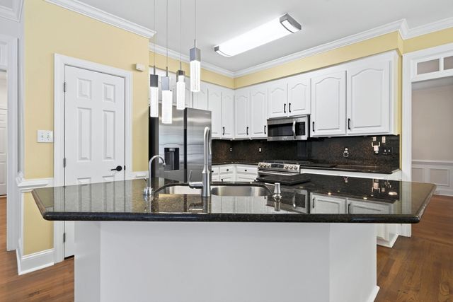 9004 Hometown Drive, Raleigh, NC 27615