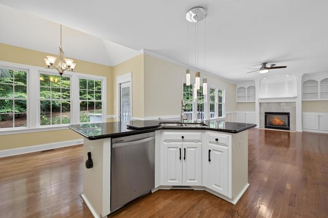 9004 Hometown Drive, Raleigh, NC 27615