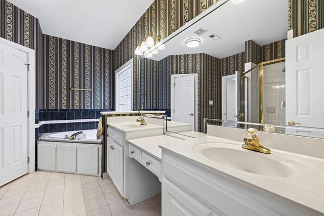 9004 Hometown Drive, Raleigh, NC 27615