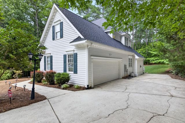 9004 Hometown Drive, Raleigh, NC 27615