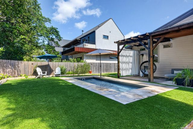 426 E FEST ST, San Antonio, TX 78204