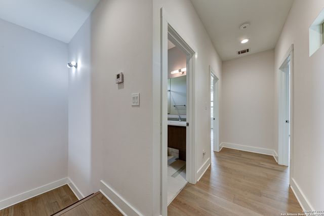 426 E FEST ST, San Antonio, TX 78204