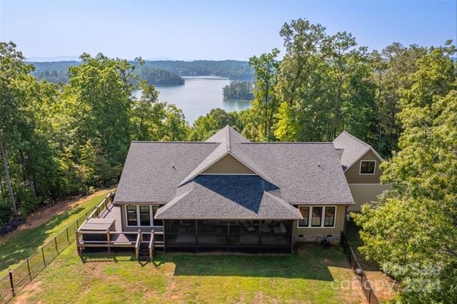 6521 Lake James Road, Marion, NC 28752