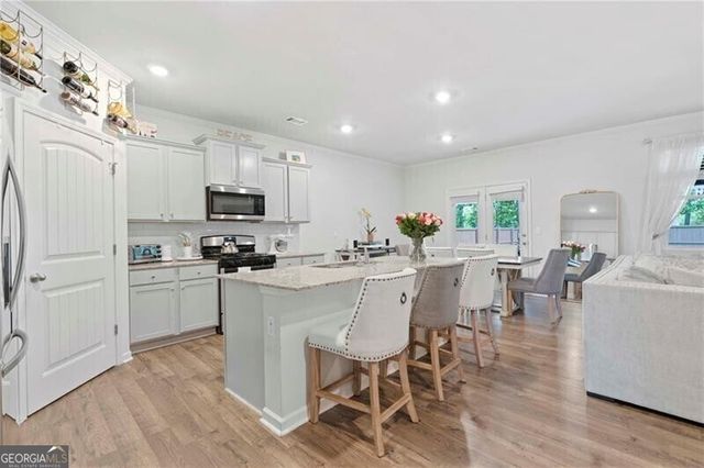 404 Barnwood Lane, Dawsonville, GA 30534